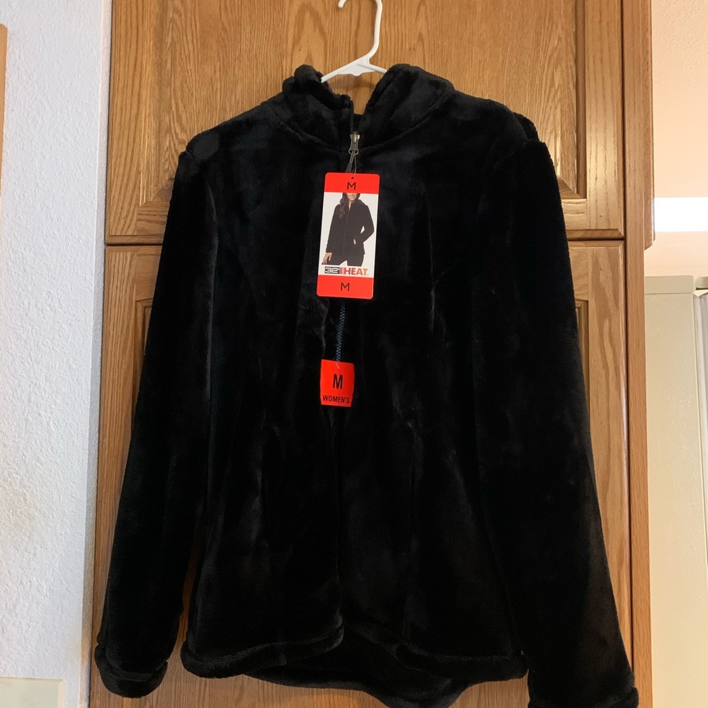 32 Degrees Women: plush Jacket with Hood Black